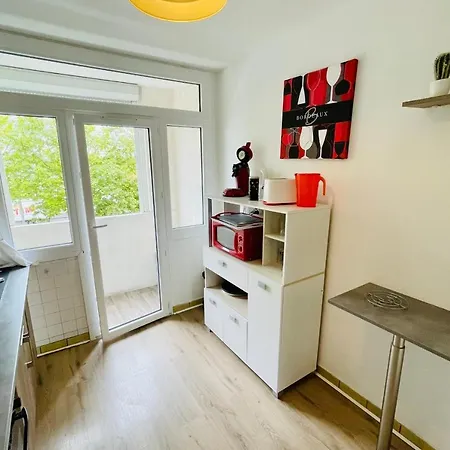 Apartment Luminous With Parking Near The City Center *