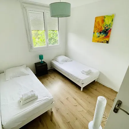 Luminous With Parking Near The City Center * Cenon